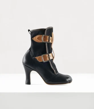 Bondage-Stiefel