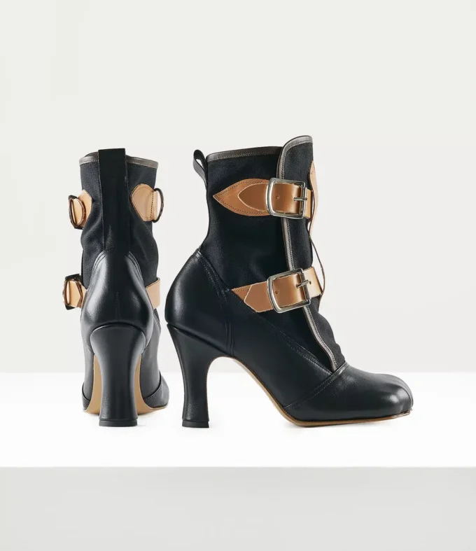 Bondage-Stiefel