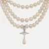 Dreireihiges Perlen-Halsband Dreireihiges Perlen-Halsband