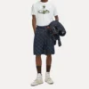 Klassisches T-Shirt Klassisches T-Shirt