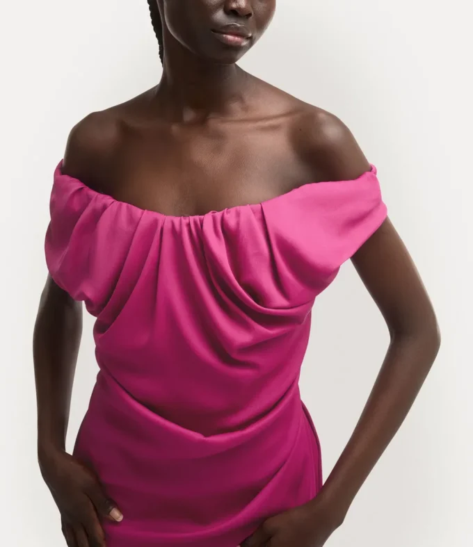 Langes Ginnie Amber Kleid Langes Ginnie Amber Kleid