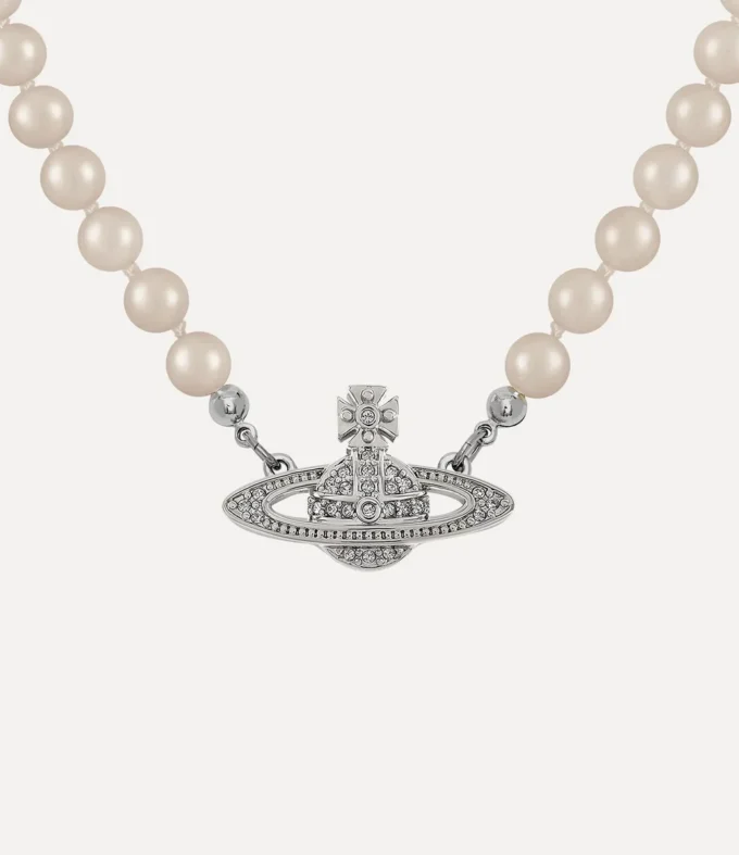 Man. Mini Bas Relief Pearl Halskette Man. Mini Bas Relief Pearl Halskette